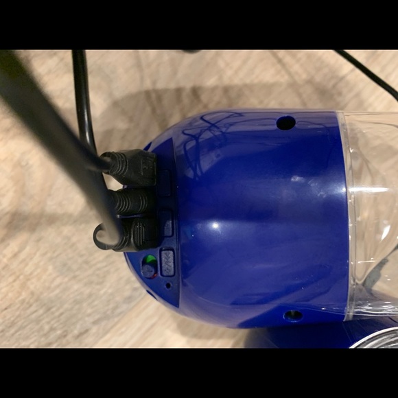 speakers - Picture 2 of 2